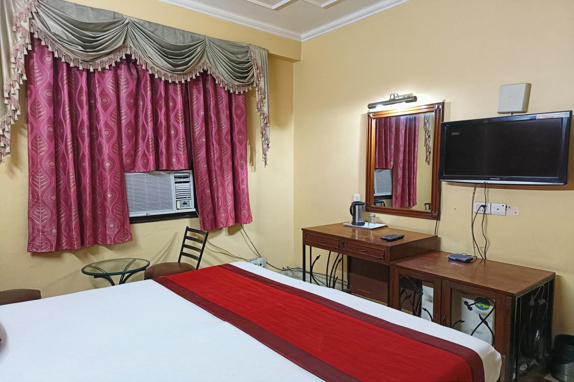 Hotel Indraprastha Delhi  Buitenkant foto