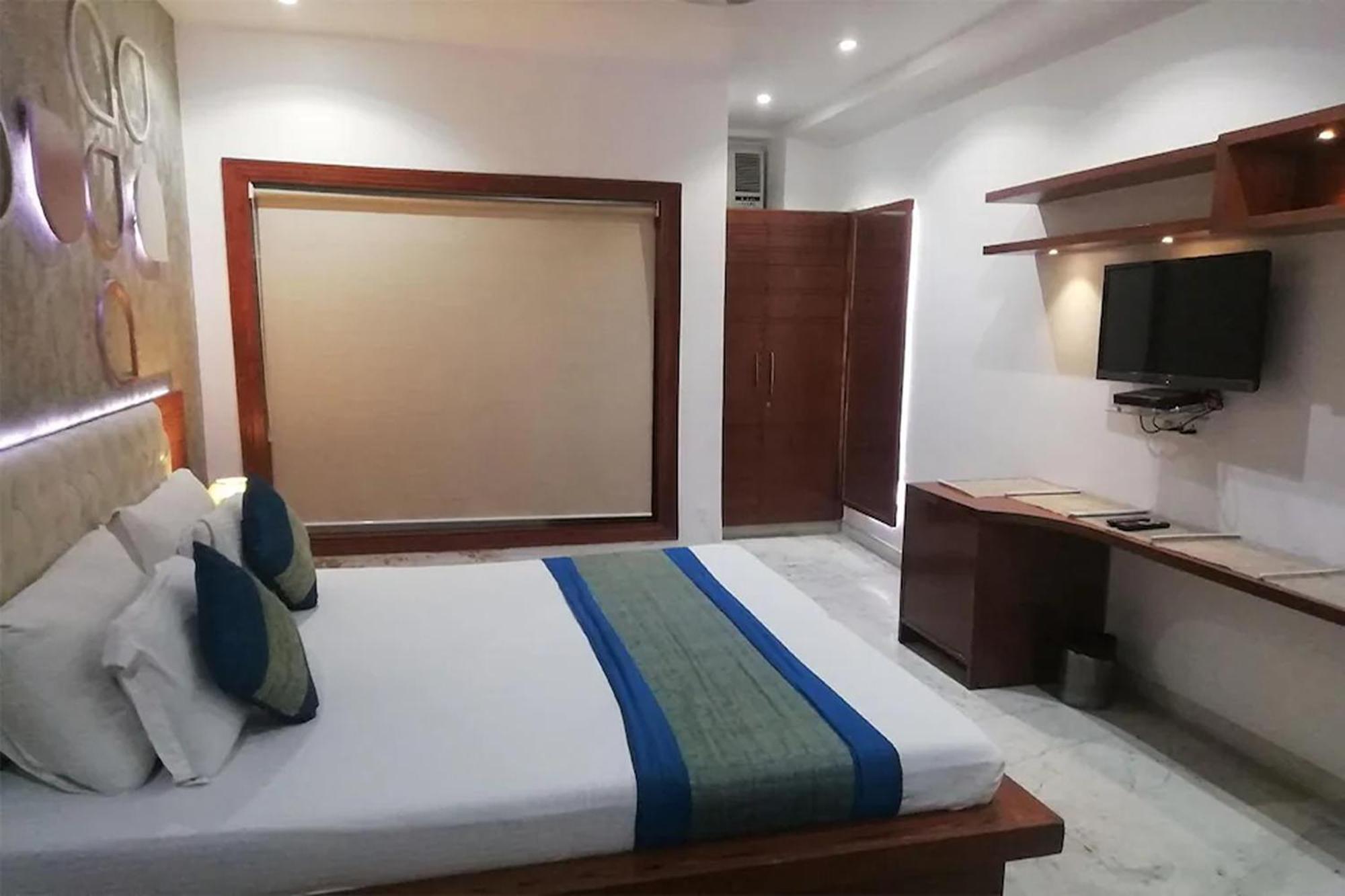 Hotel Indraprastha Delhi  Buitenkant foto