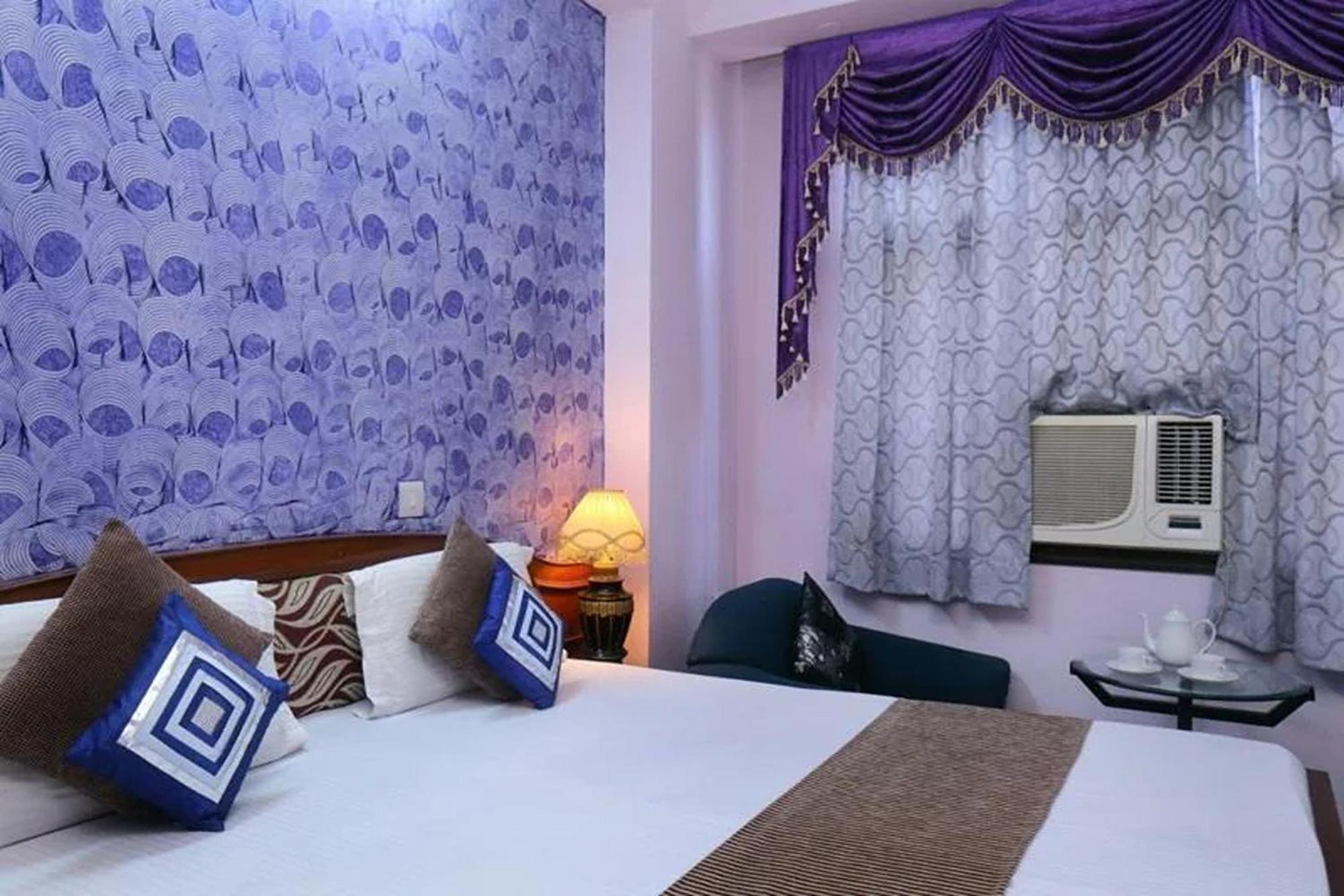 Hotel Indraprastha Delhi  Buitenkant foto