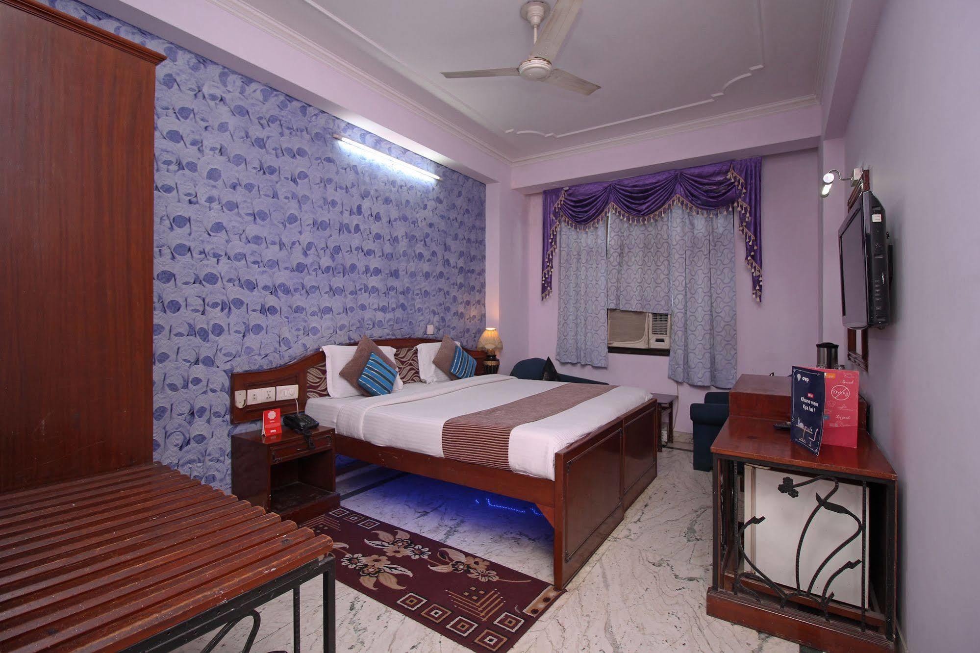 Hotel Indraprastha Delhi  Buitenkant foto