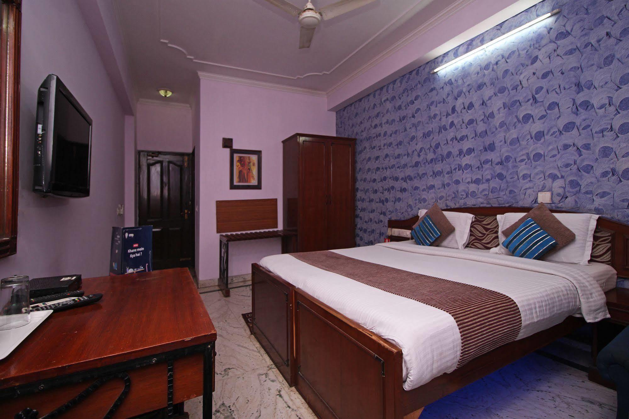 Hotel Indraprastha Delhi  Buitenkant foto